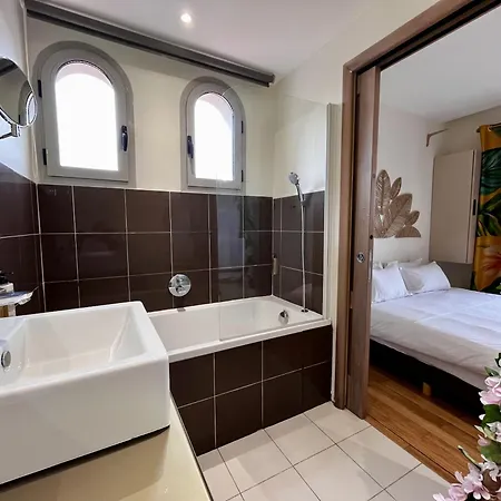 6 Pers Terrasse Privee Fare De La Vahine Mandara , Antibes-juan-les-pins * Жуан-ле-Пен